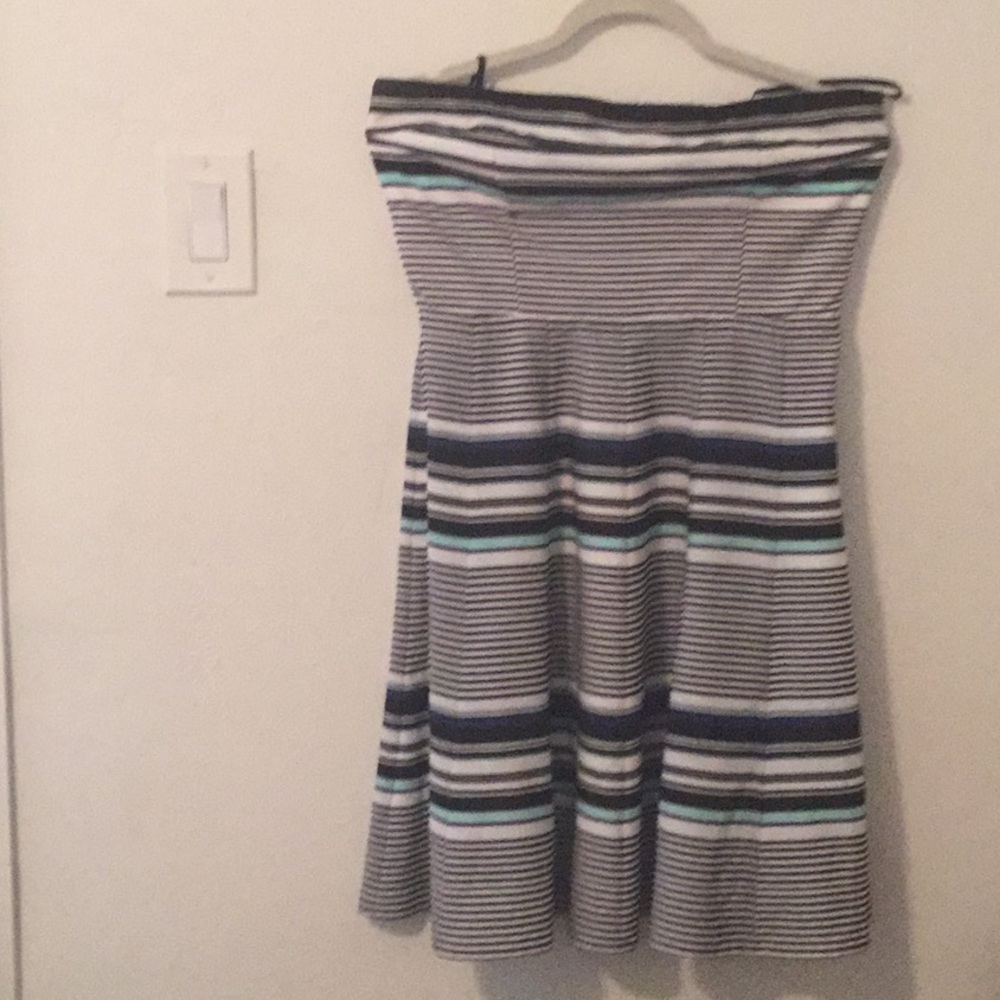Strapless striped dress